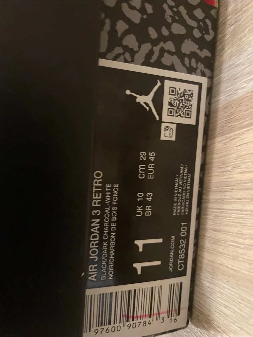 Air Jordan Black Cat 3 9/10 condition